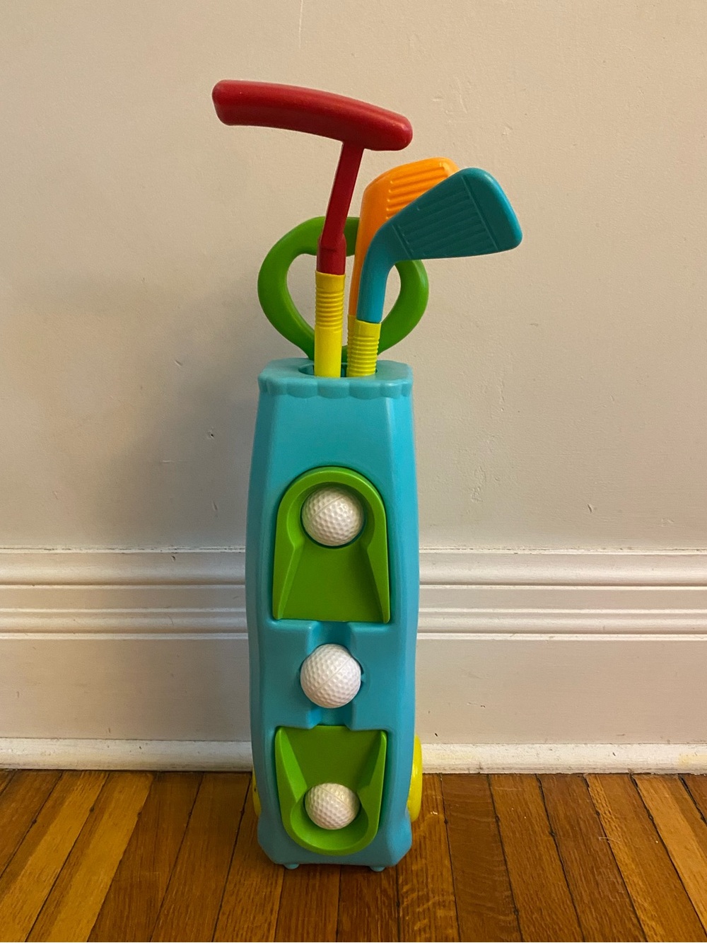 Kids Golf Toy Set with Blue Carrying Bag and Colorful Clubs